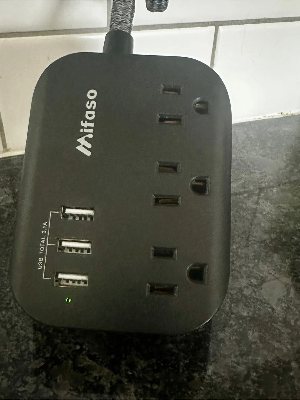 Travel Power Strip 3 outlets 3 USB